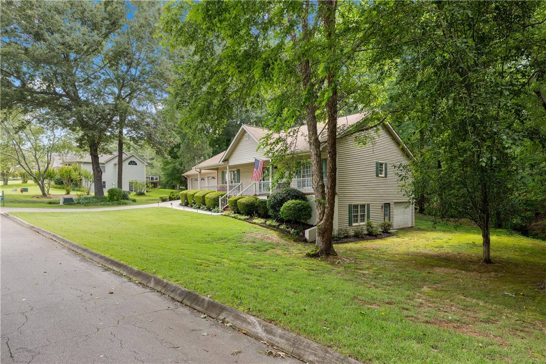 Seneca, SC 29678,15067 Beacon Ridge DR