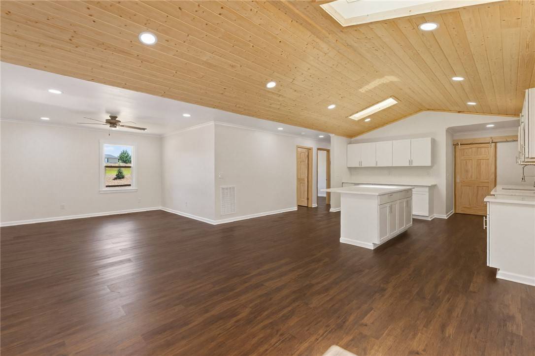 Pelzer, SC 29669,629 Spearman RD