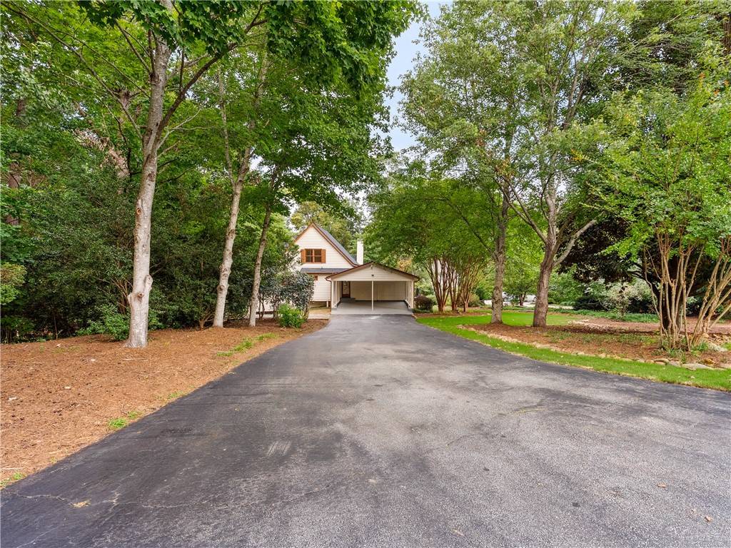 Seneca, SC 29672,23318 White Harbour Rd RD