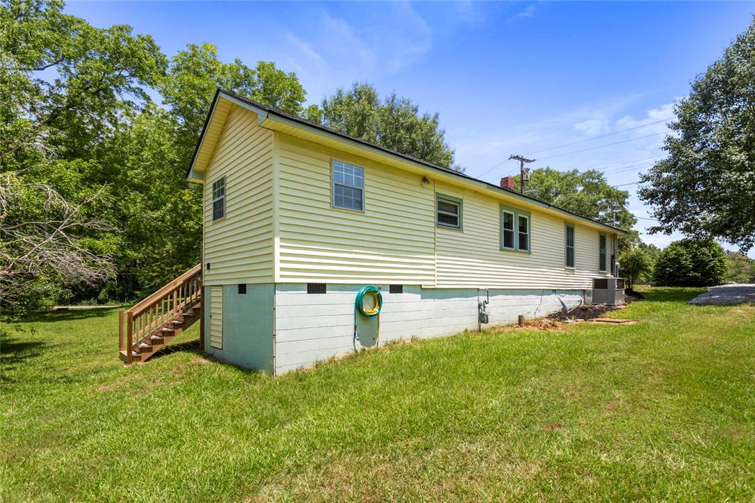 Walhalla, SC 29691,209 Moore AVE