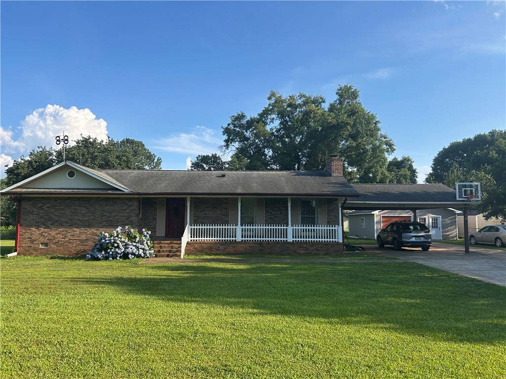 Pendleton, SC 29670,412 Bishop Branch RD