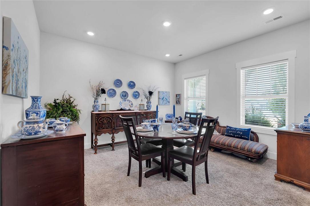Pelzer, SC 29669,218 Walking Stick WAY
