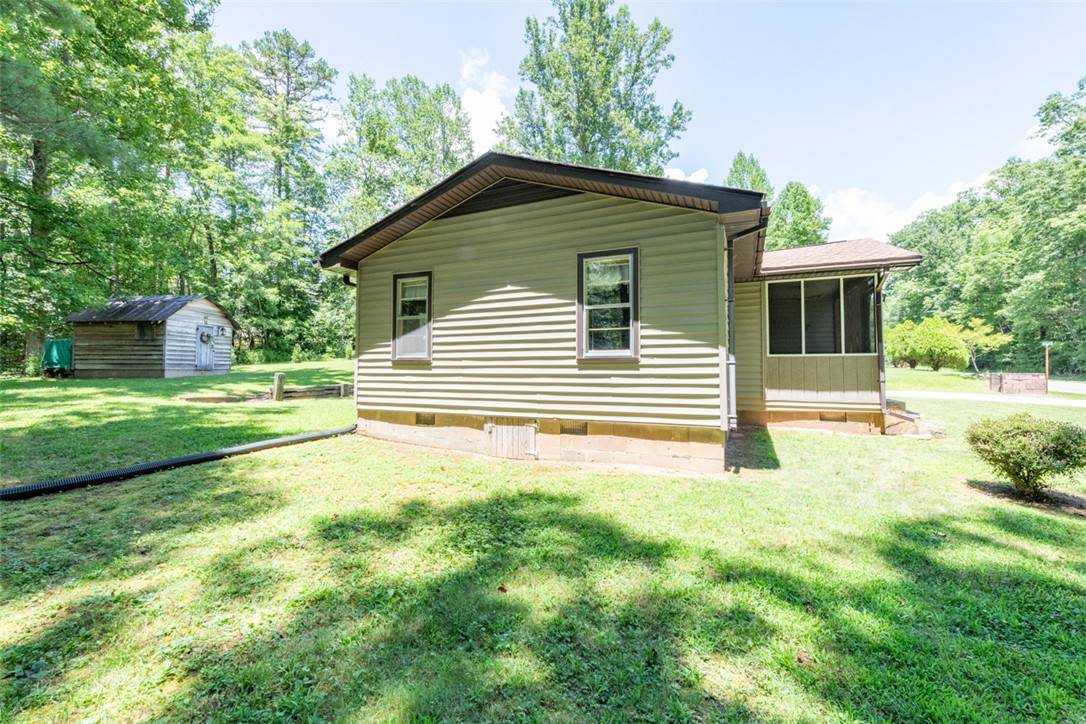 Mountain  Rest, SC 29664,265 Chattooga Lake RD
