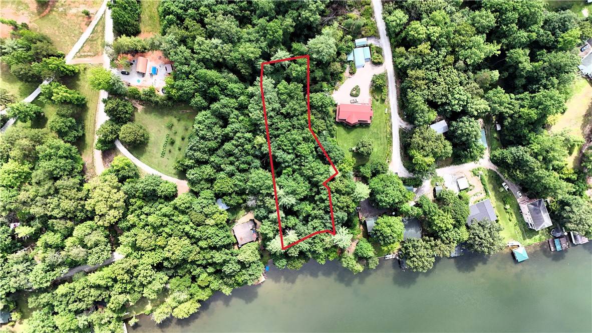 Tamassee, SC 29686,533 Sleepy Hollow CT
