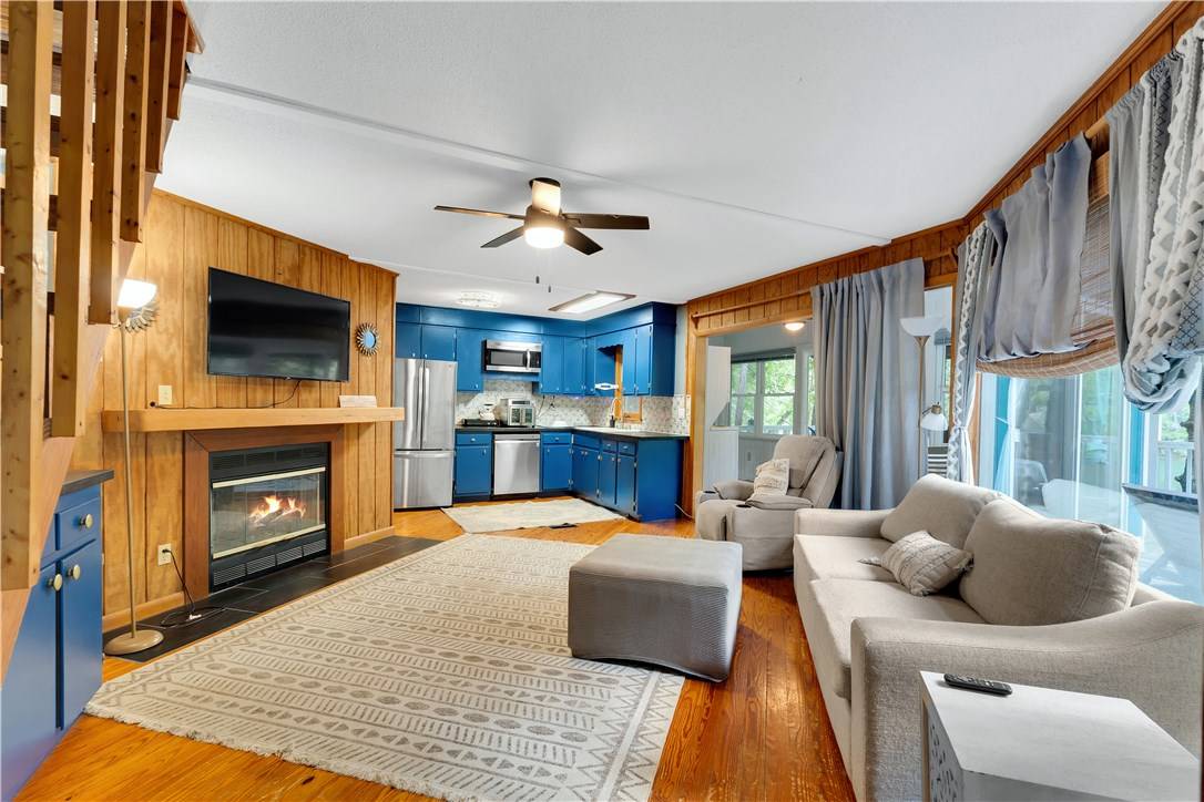 Mountain  Rest, SC 29664,215 Nature LN
