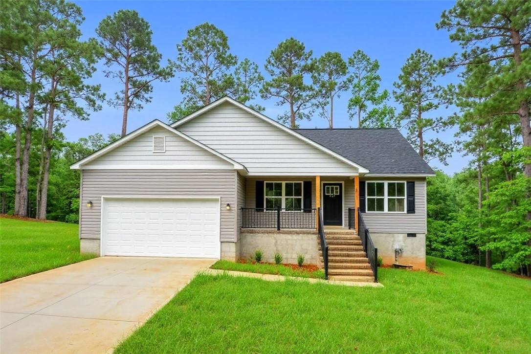 Westminster, SC 29693,902 Chickasaw DR