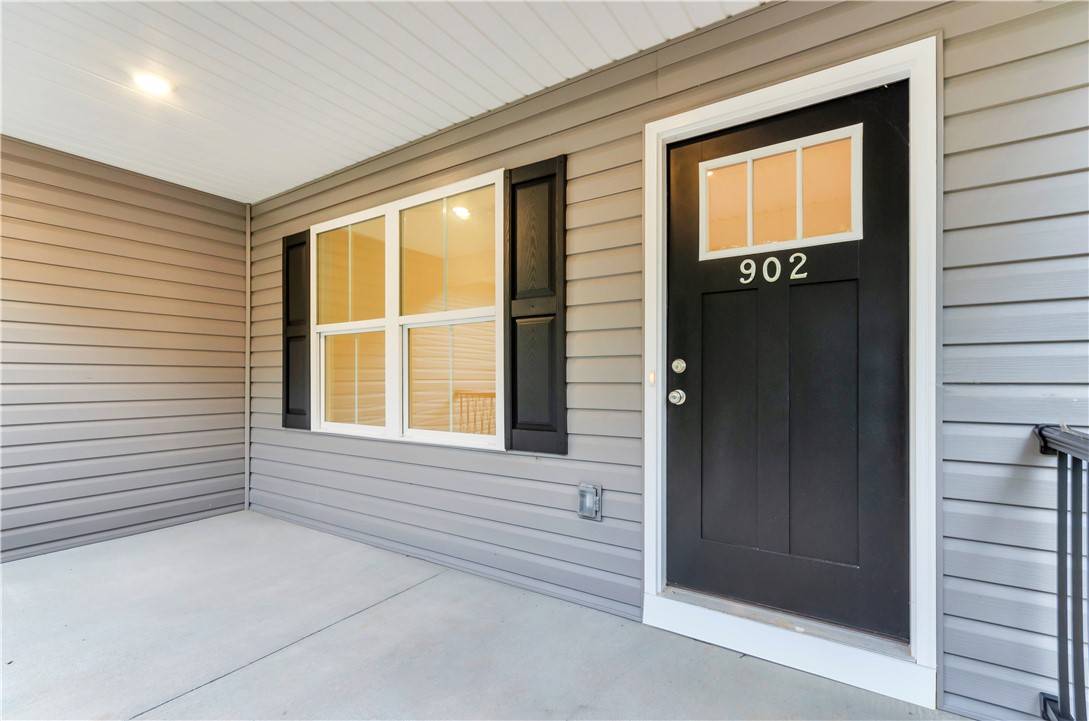 Westminster, SC 29693,902 Chickasaw DR