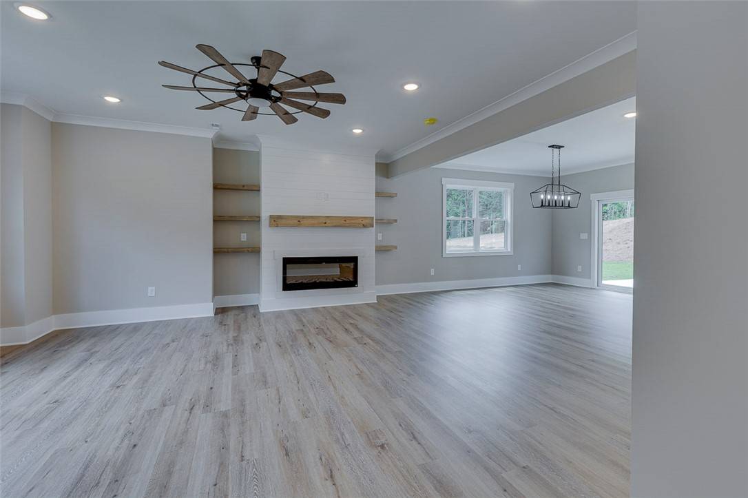 Anderson, SC 29625,125 Hidden Lake DR