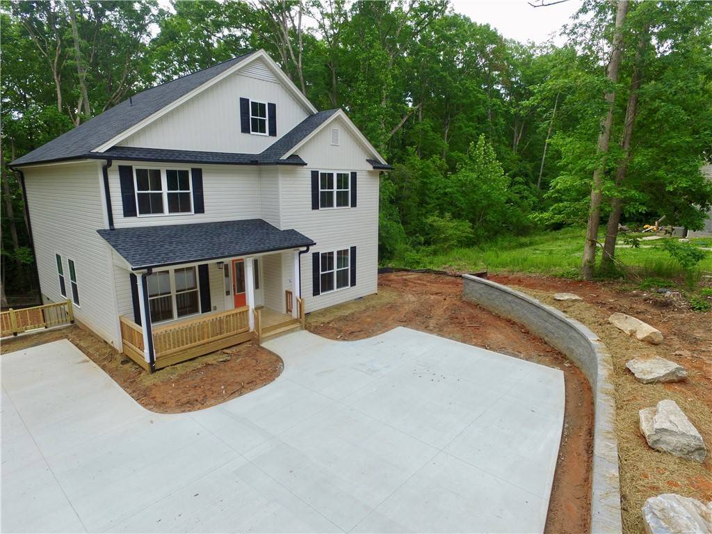 Clemson, SC 29631,116 Fern CIR