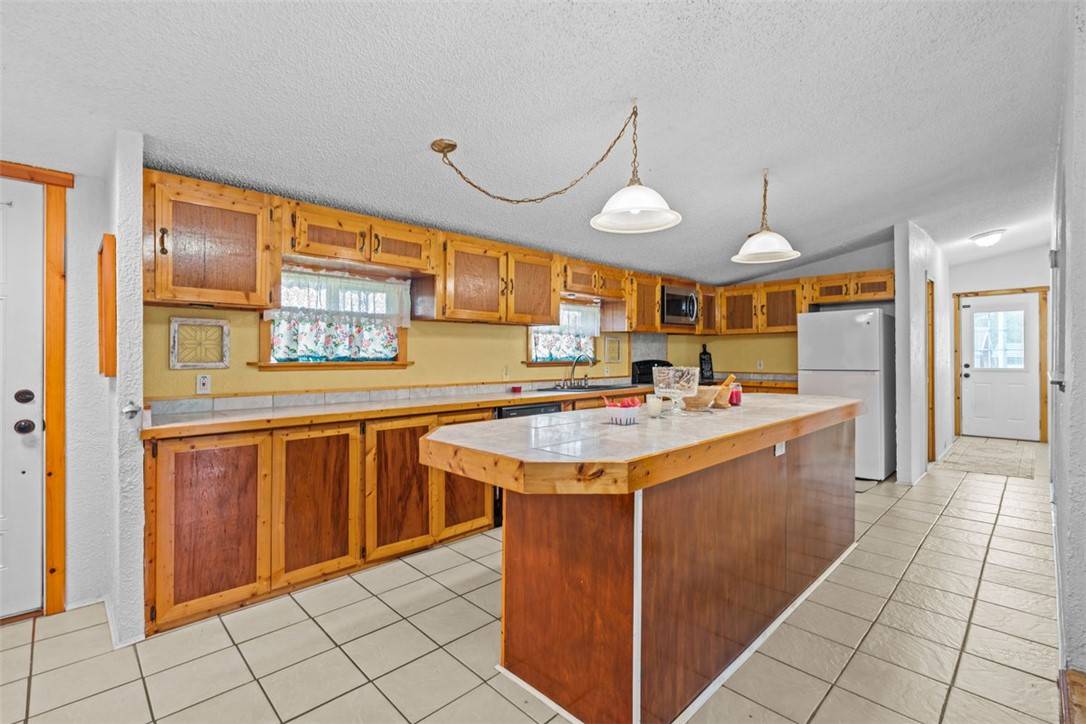 Honea Path, SC 29654,128 Golden Acres DR
