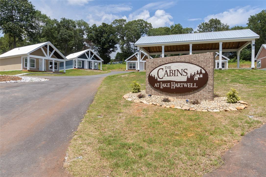 Townville, SC 29689,1029 Smyzer RD