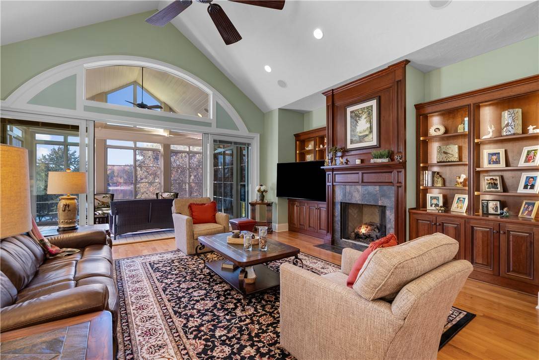 Seneca, SC 29672,802 Clifton CT