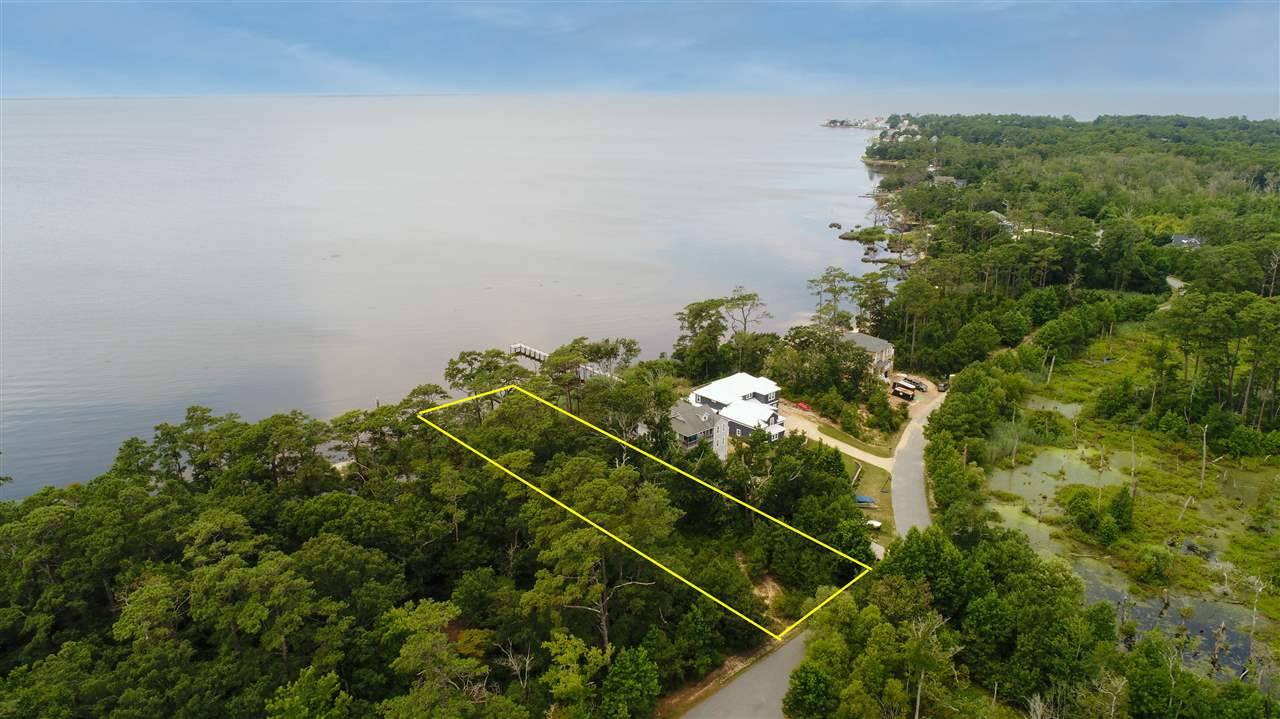 Kill Devil Hills, NC 27948,252 Tower Lane