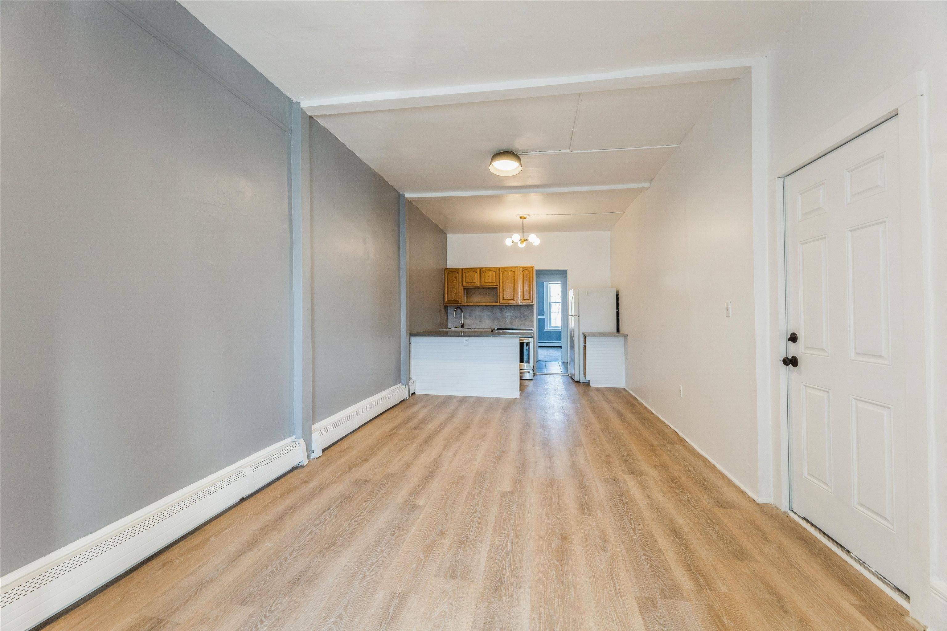 Union City, NJ 07087,2803-2805 PALISADE AVE