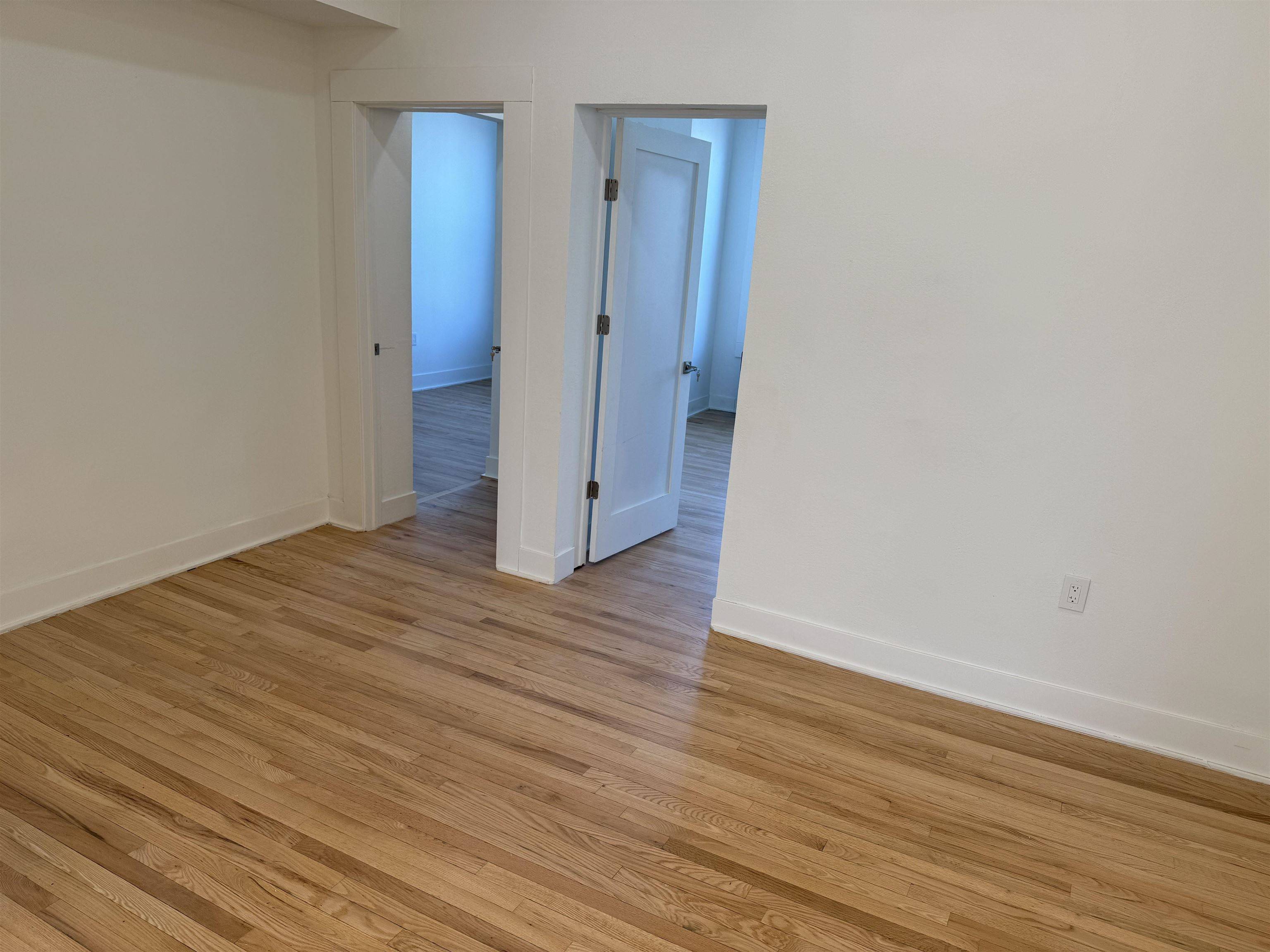 Jc Heights, NJ 07307,486 CENTRAL AVE  #2