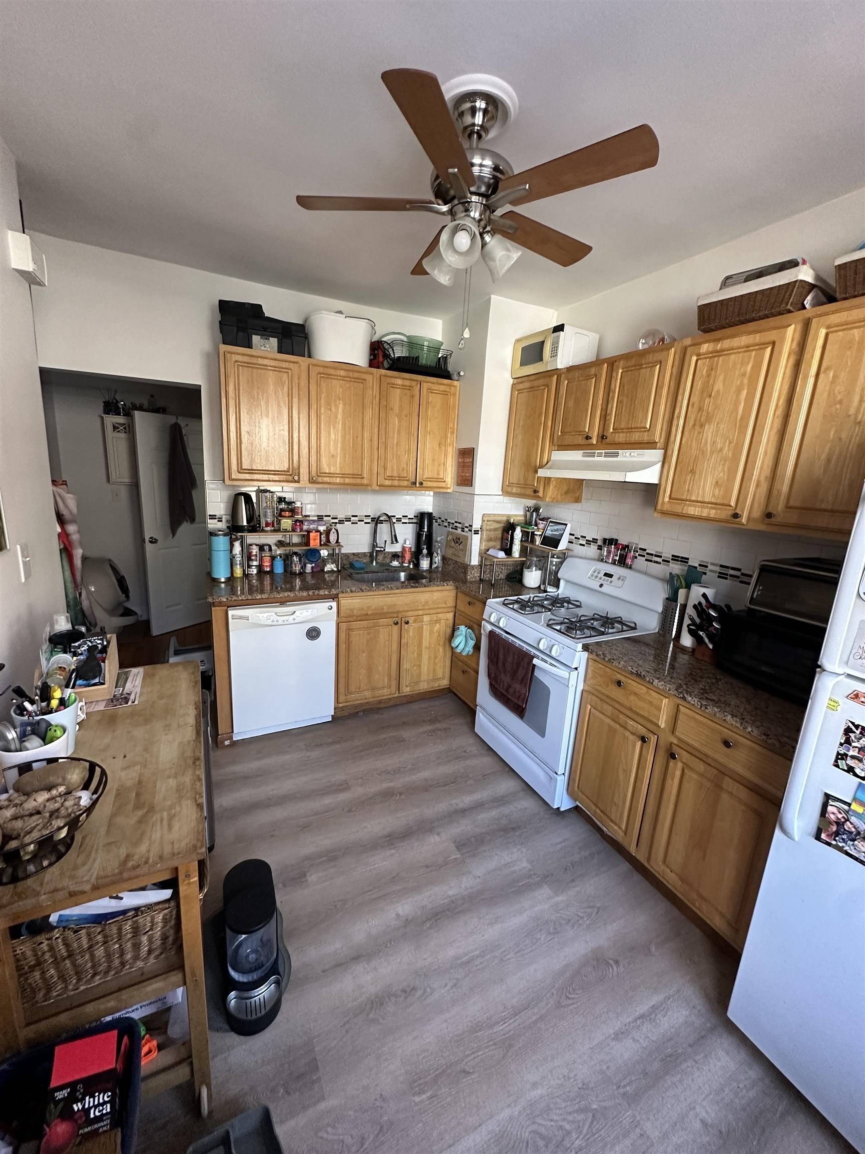 Weehawken, NJ 07086,677 BLVD EAST