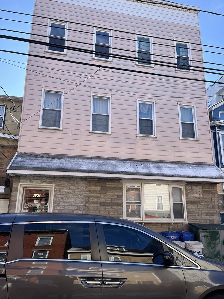 Jc Journal Square, NJ 07306,107 BEACON AVE