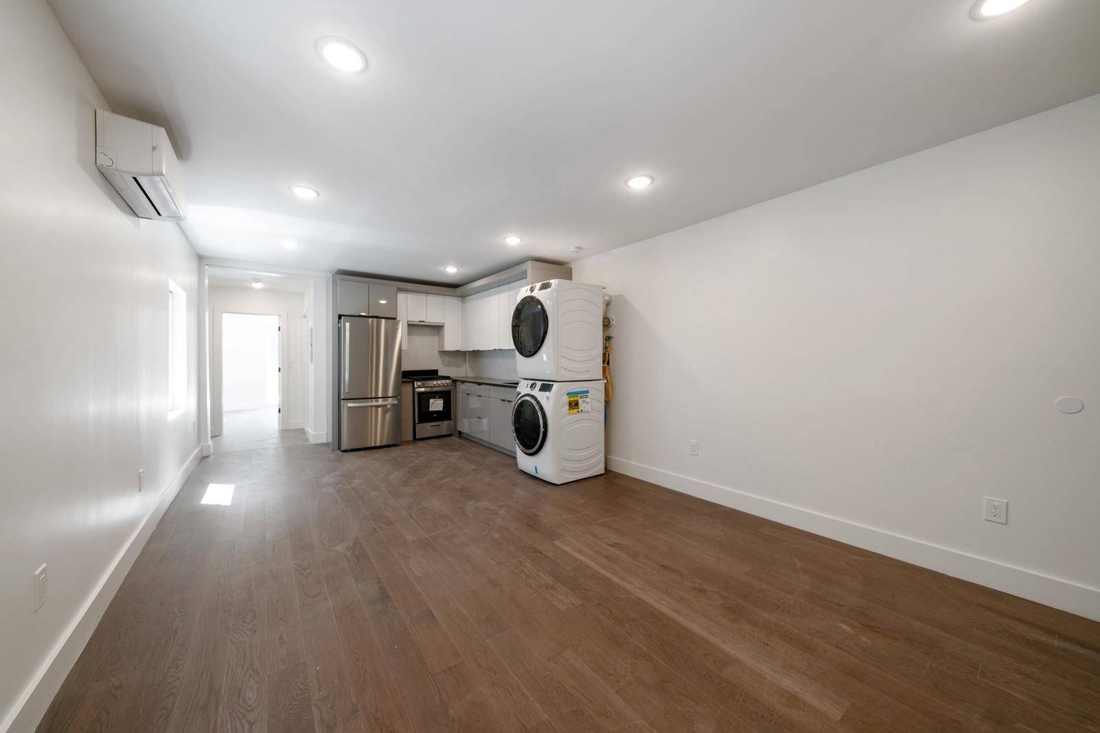 Jc Downtown, NJ 07302,195 BAY ST  #2 aka 201