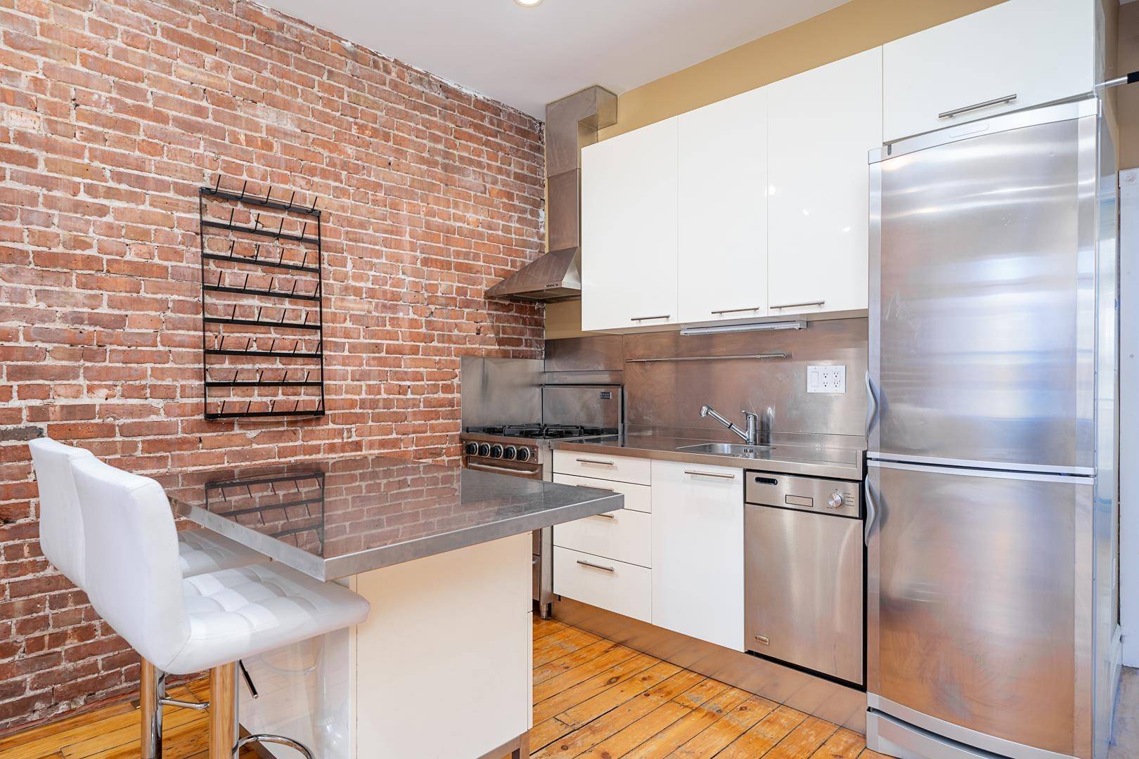Hoboken, NJ 07030,930 PARK AVE  #3
