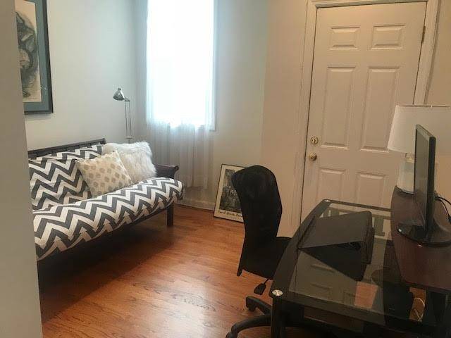Jc Heights, NJ 07307,351 PALISADE AVE  #2R