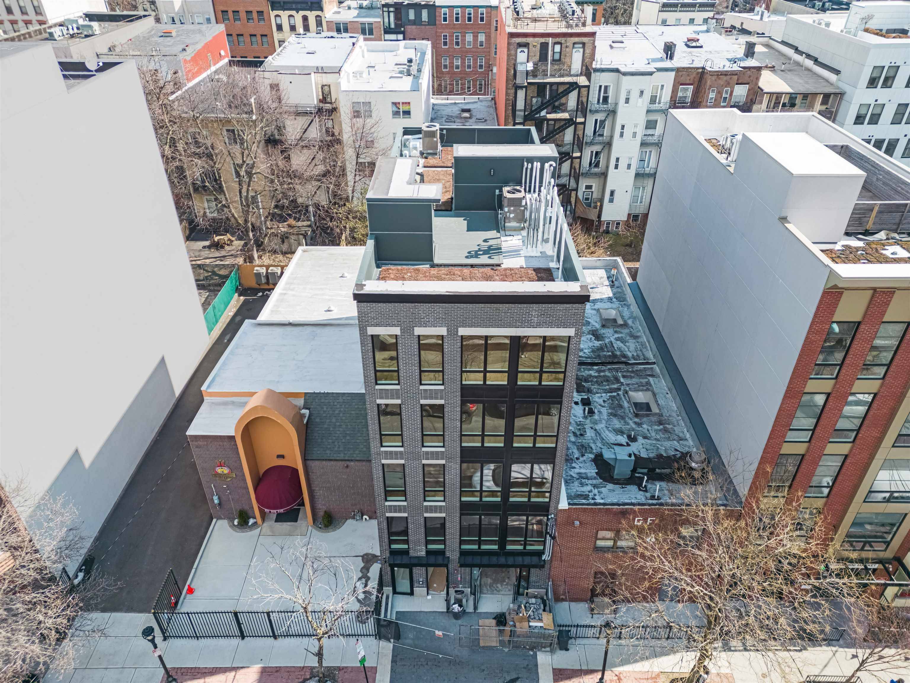 Hoboken, NJ 07030,317 JACKSON ST  #301