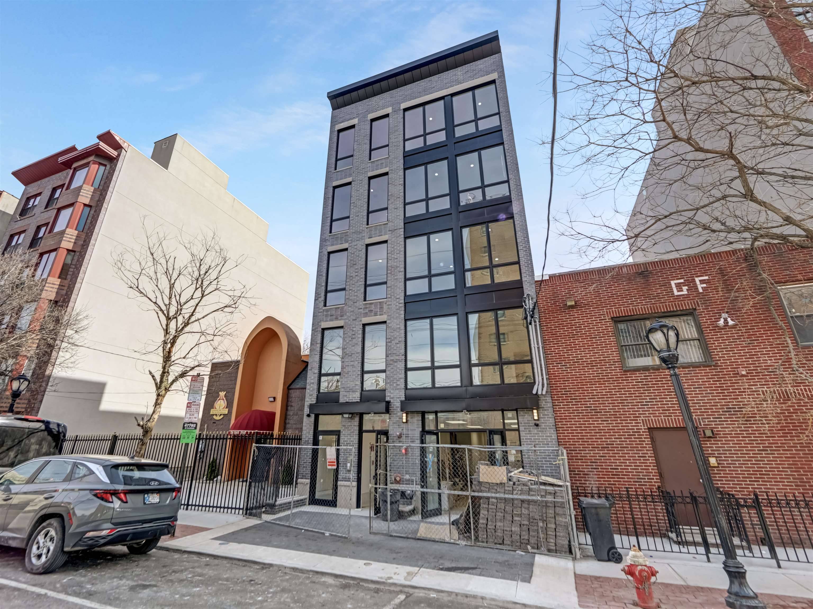 Hoboken, NJ 07030,317 JACKSON ST  #401