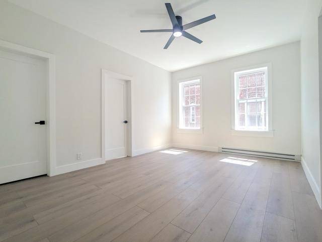 Jc Heights, NJ 07307,368 PALISADE AVE
