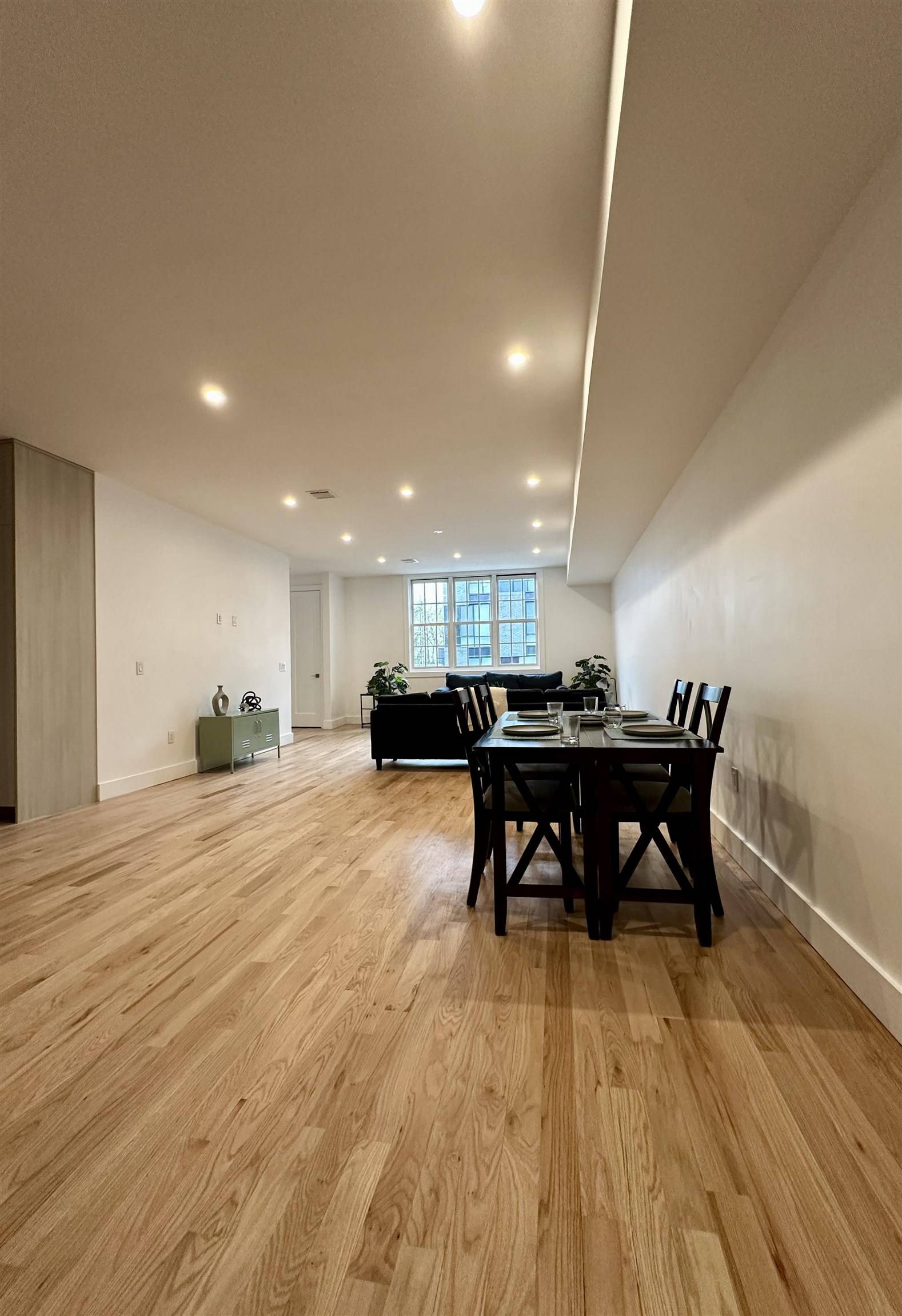 Hoboken, NJ 07030,90 MONROE ST  #2