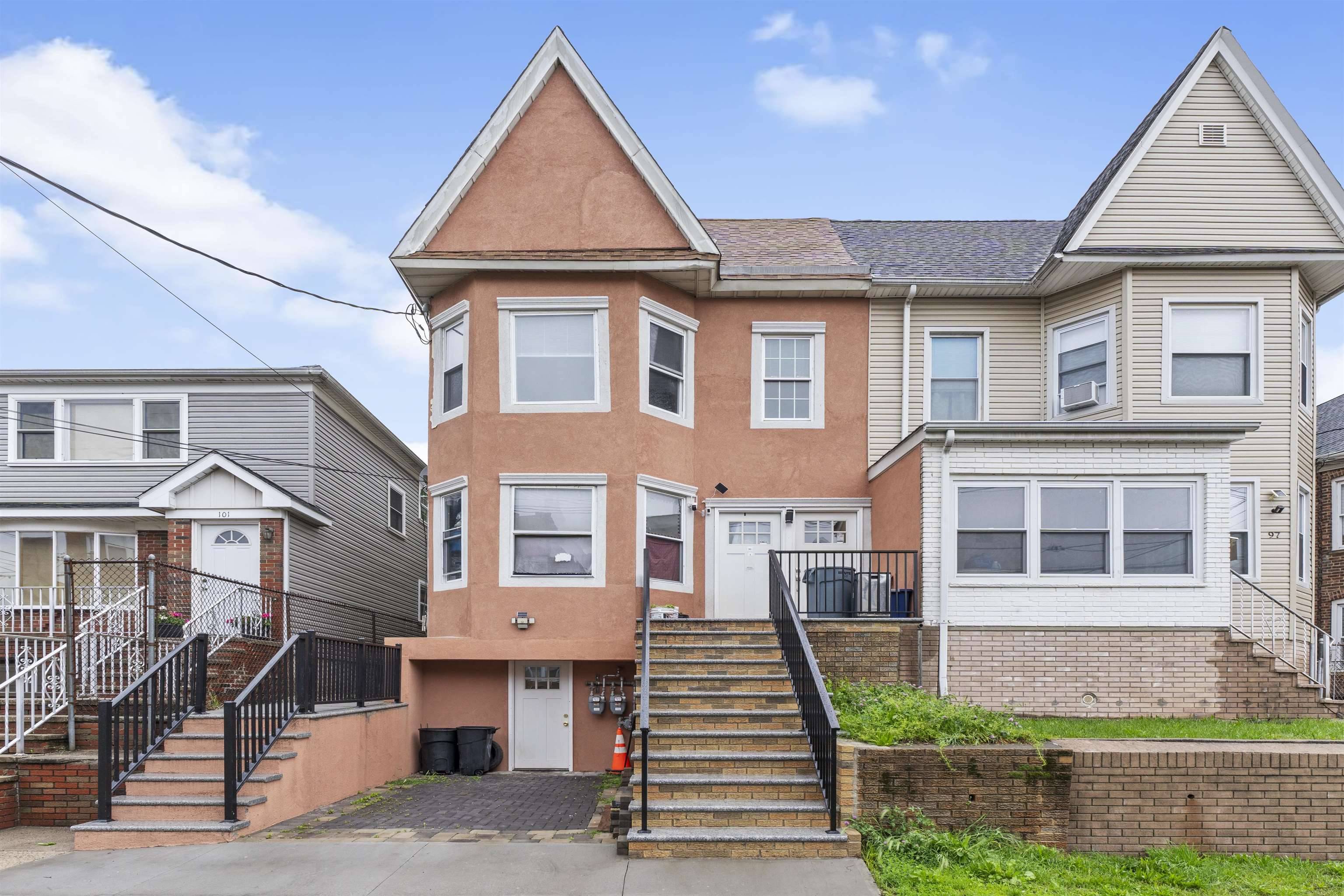 Bayonne, NJ 07002,99 WEST 50TH ST