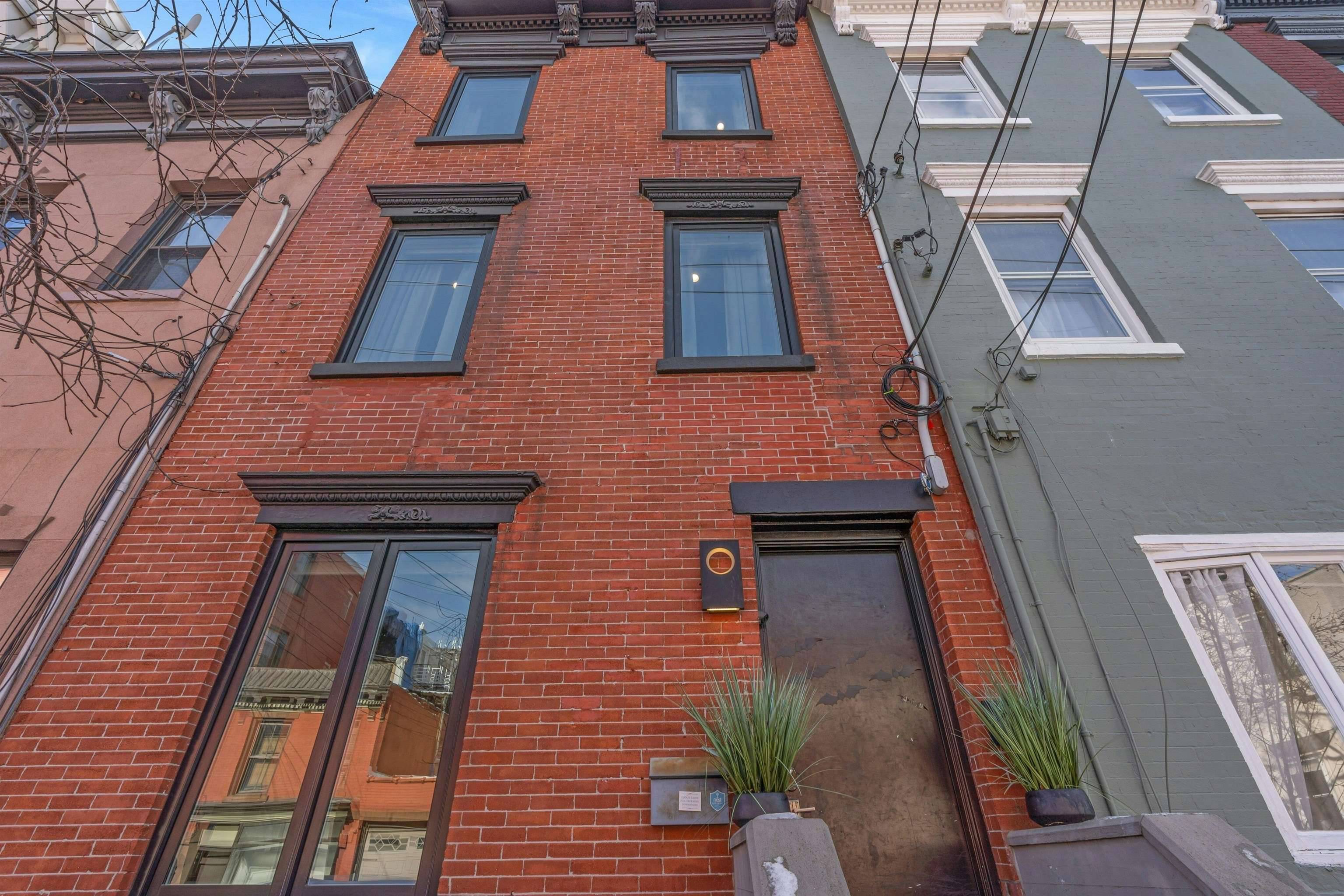 Hoboken, NJ 07030,157.5 8TH ST