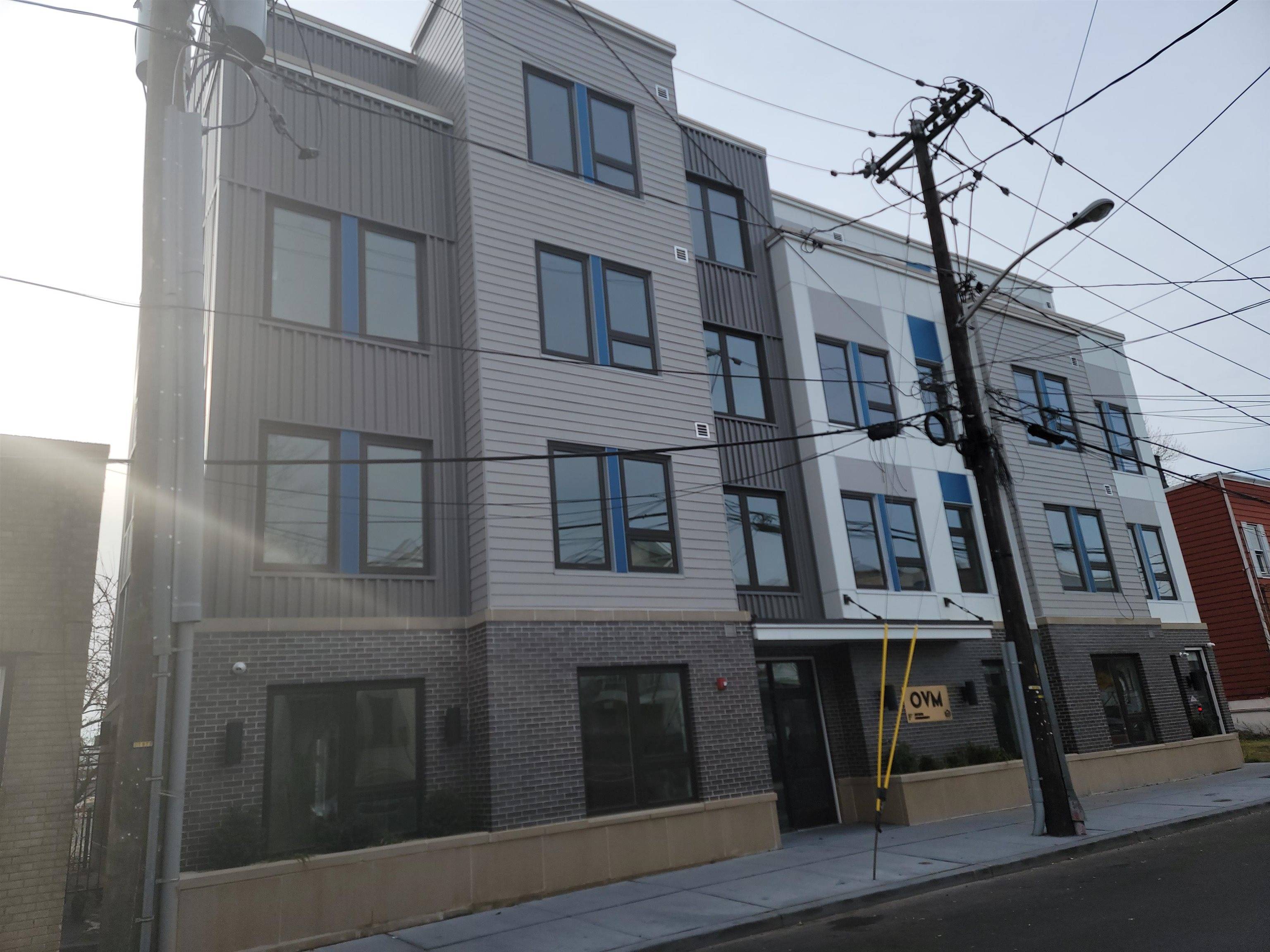 Jc Greenville, NJ 07304,61 VIRGINIA AVE  #402