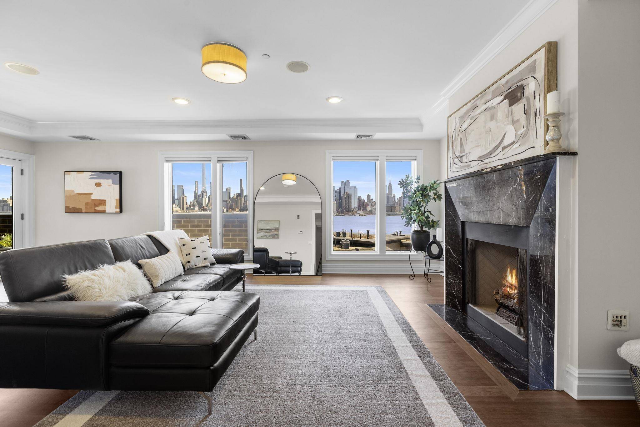 Weehawken, NJ 07086,53 OXFORD LANDING  #53