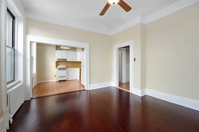 Hoboken, NJ 07030,332 HUDSON ST  #4