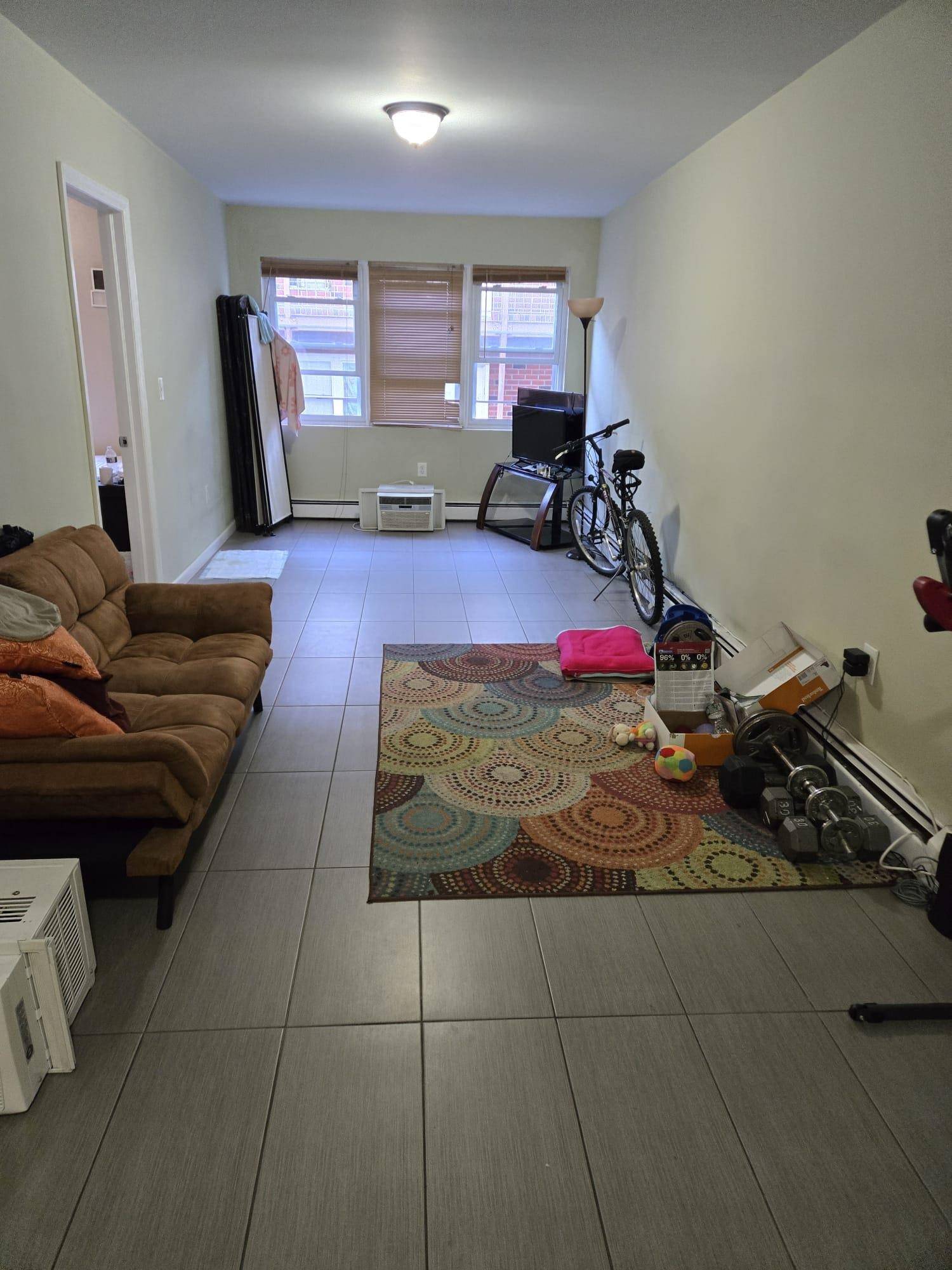 West New York, NJ 07093,6714 PARK AVE  #2