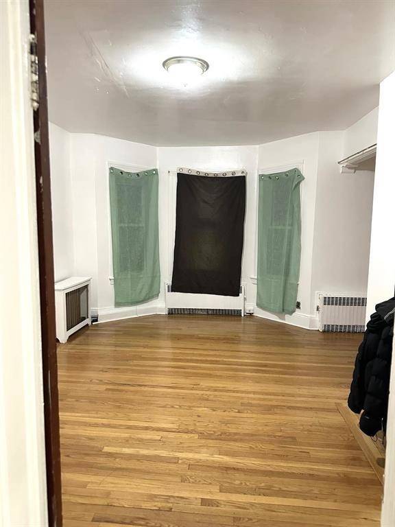 Jc Heights, NJ 07307,93 SANFORD PL  #2