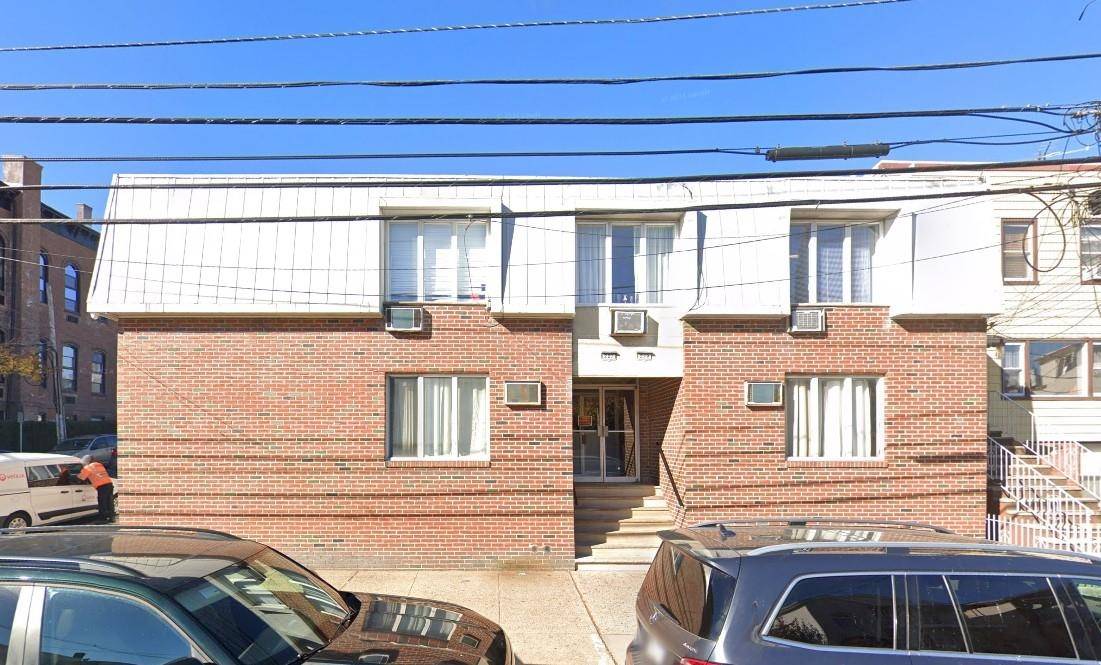 Jc Heights, NJ 07307,227-229 CAMBRIDGE AVE  #4