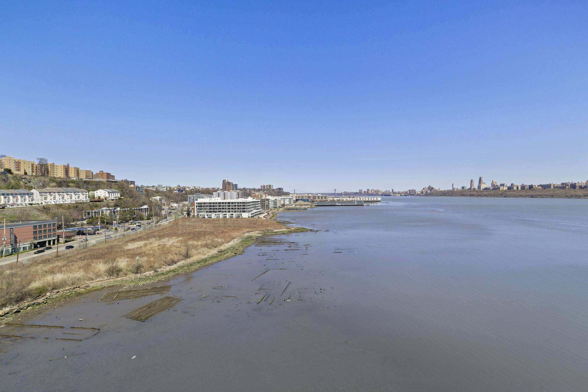 North Bergen, NJ 07047,8100 RIVER RD  #1013