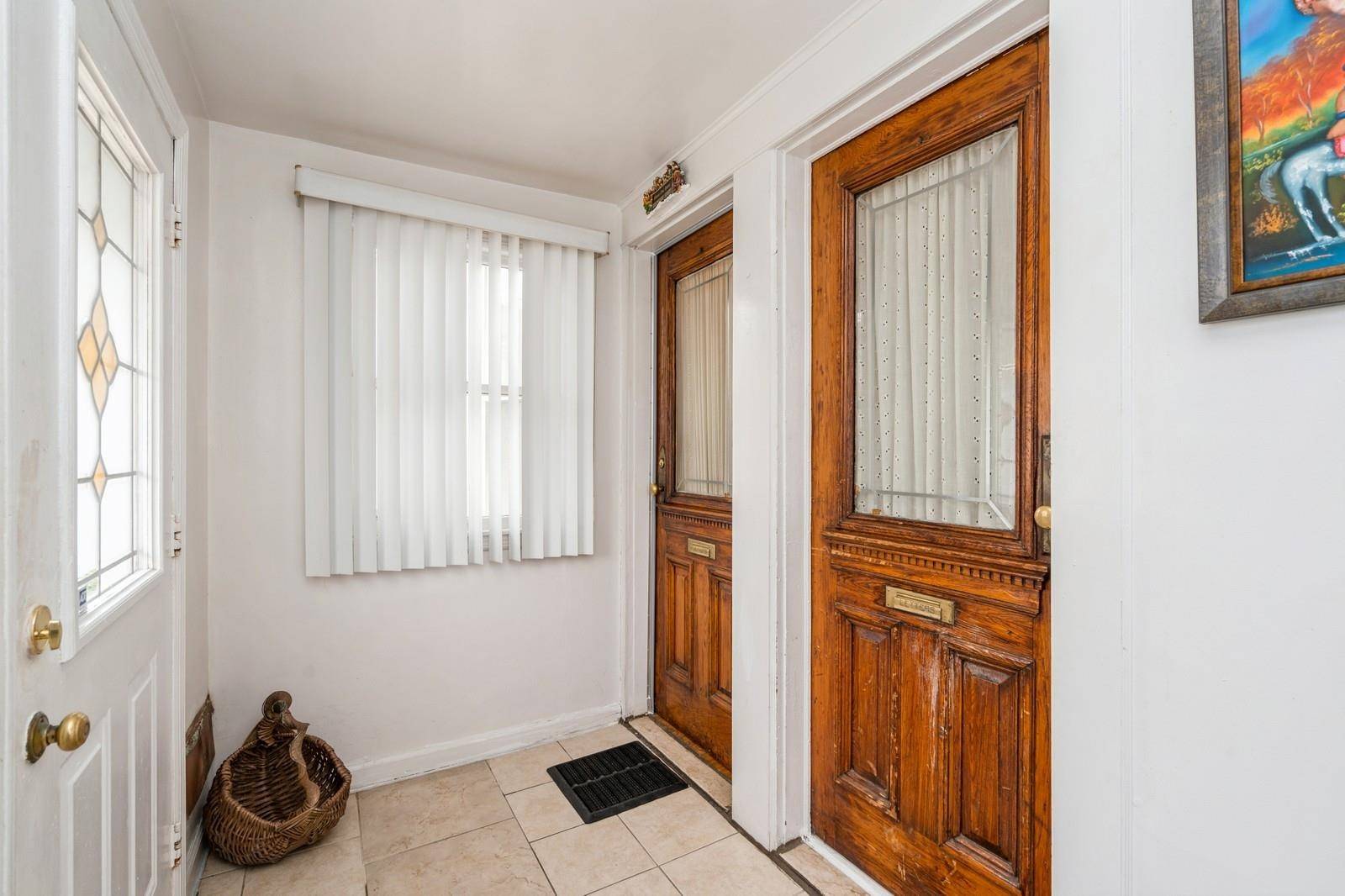 Jc Heights, NJ 07307,103 BEACH ST