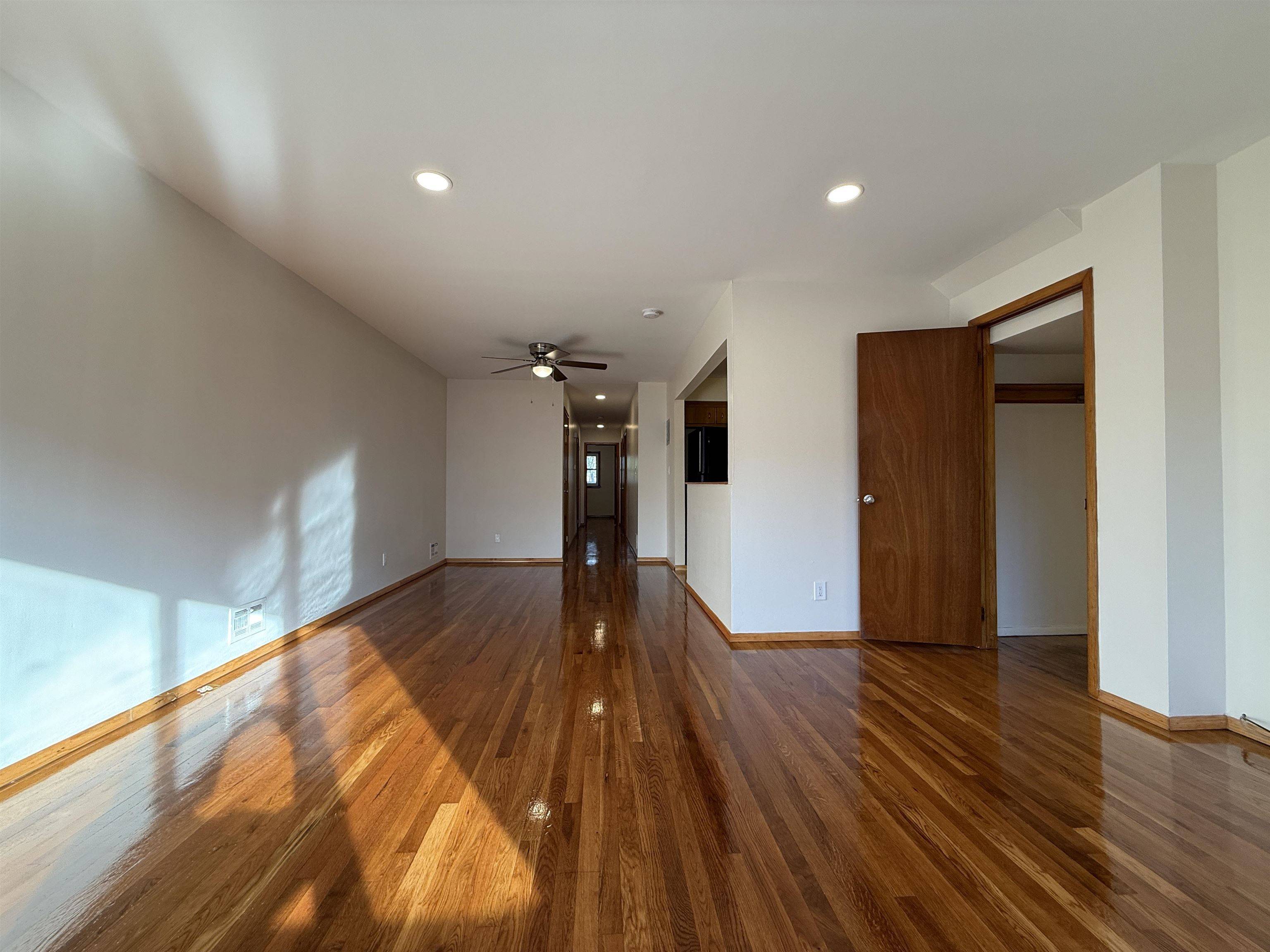 Bayonne, NJ 07002,336 AVENUE E