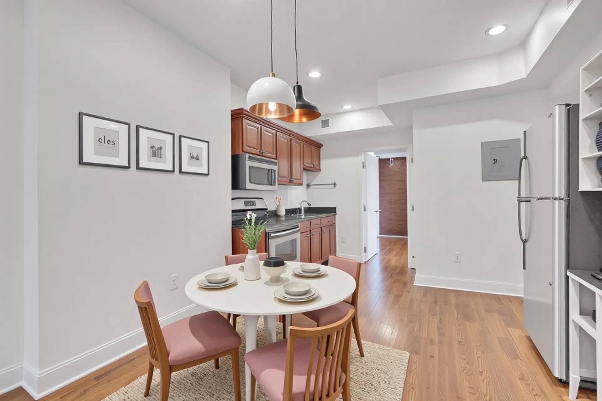 Jc Downtown, NJ 07302,356 VARICK ST  #2