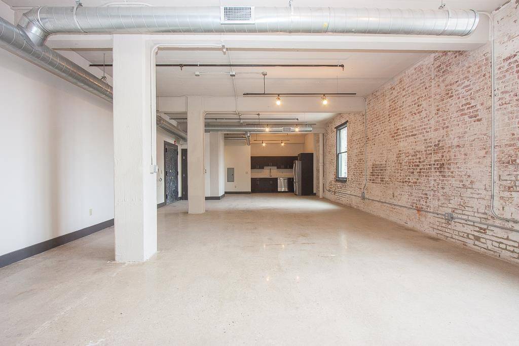 Jc Downtown, NJ 07302,190 CHRISTOPHER COLUMBUS DR  #2C