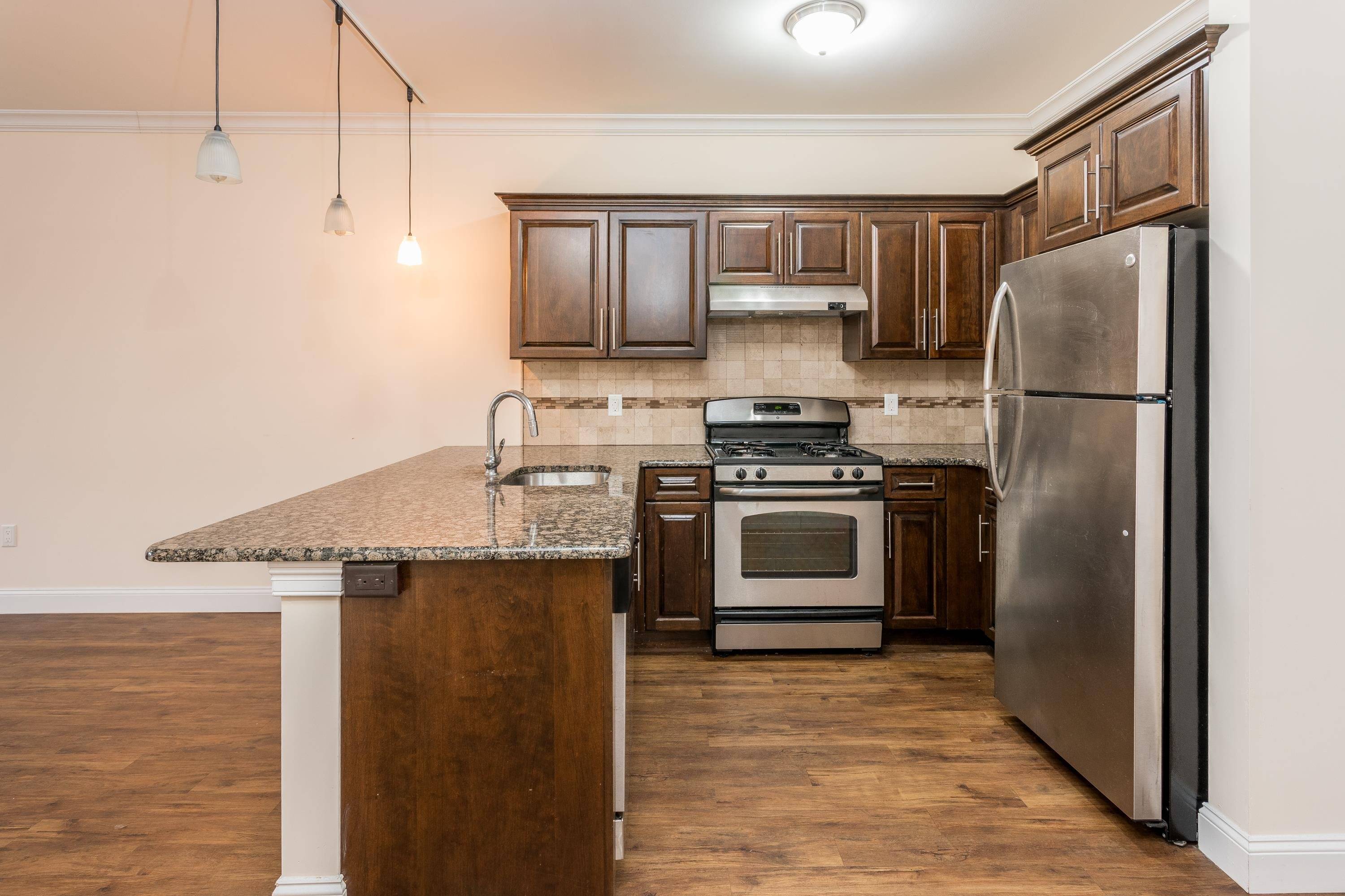 West New York, NJ 07093,6111 FILLMORE PL  #305