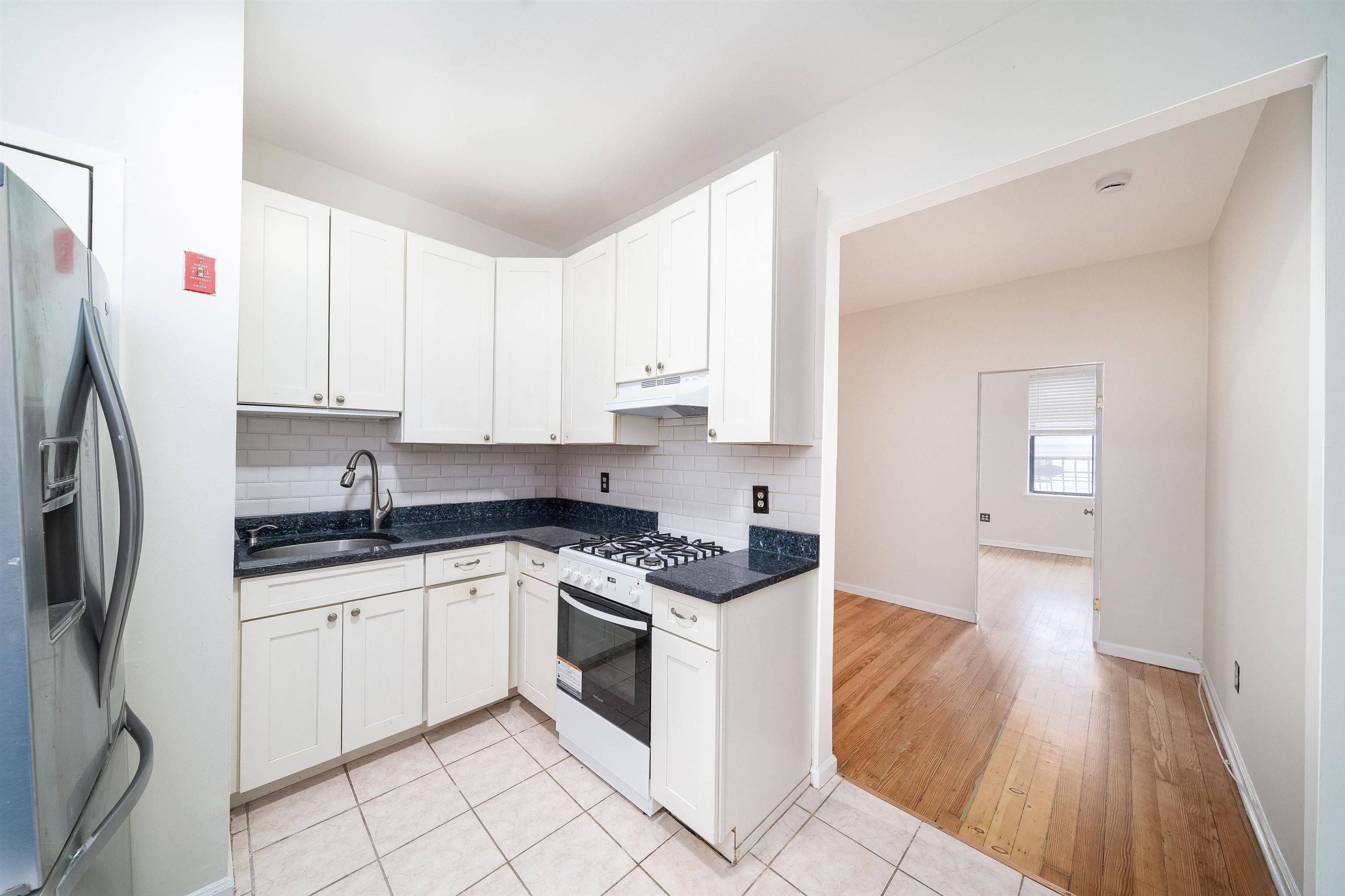 Hoboken, NJ 07030,423 JEFFERSON ST  #8