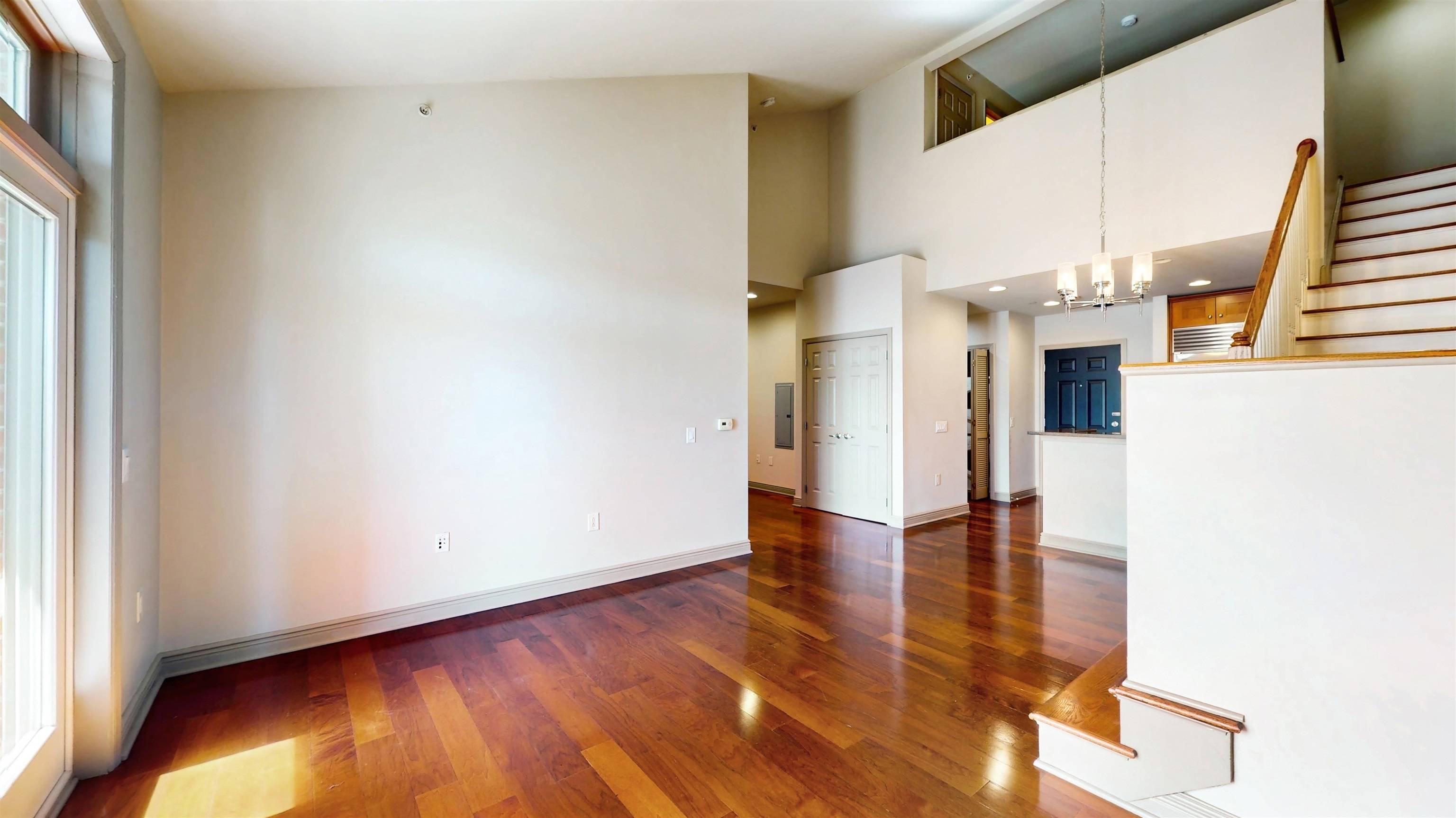 North Bergen, NJ 07047-7230,7400 RIVER RD  #430