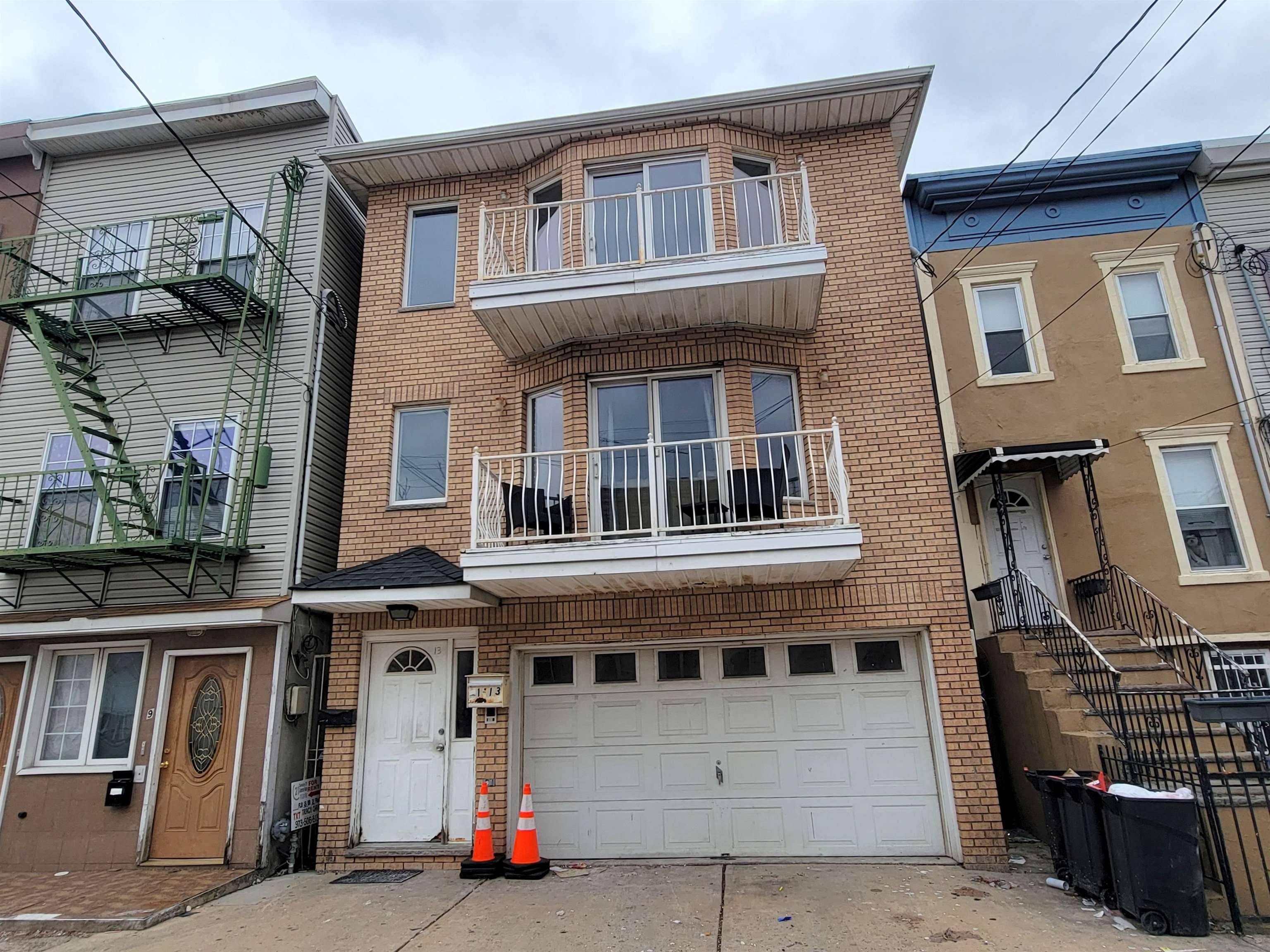 Jc Journal Square, NJ 07306,11 WALLIS AVE  #1