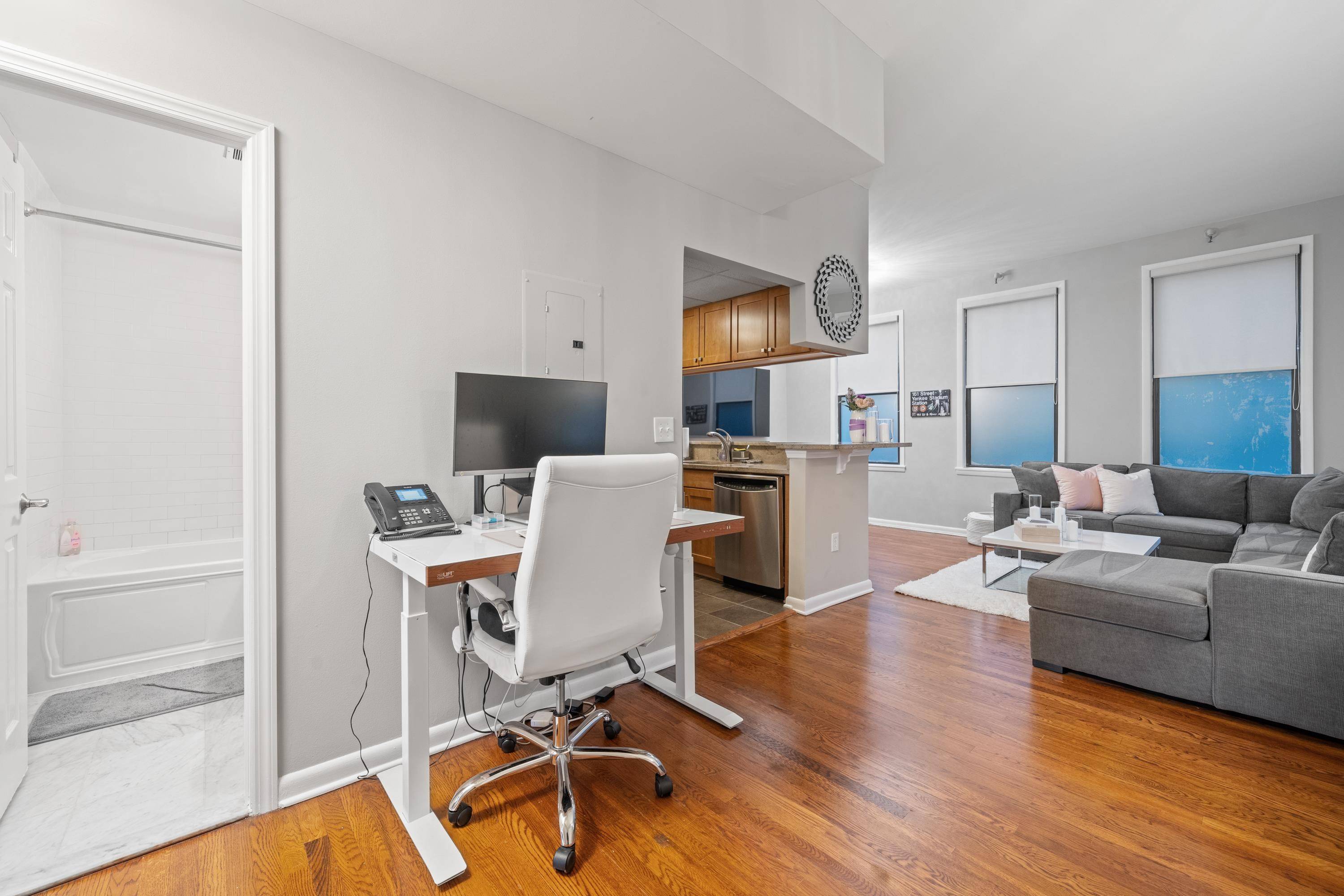 Jc Downtown, NJ 07302,187 WAYNE ST  #317C