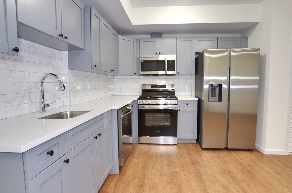 Jc Heights, NJ 07307,143 ZABRISKIE ST  #3C