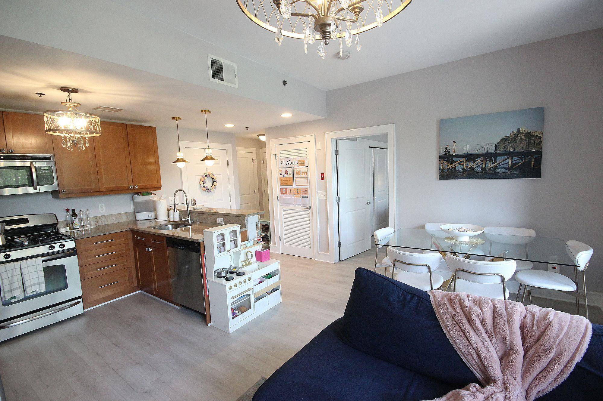 Hoboken, NJ 07030,924 JEFFERSON ST  #3A