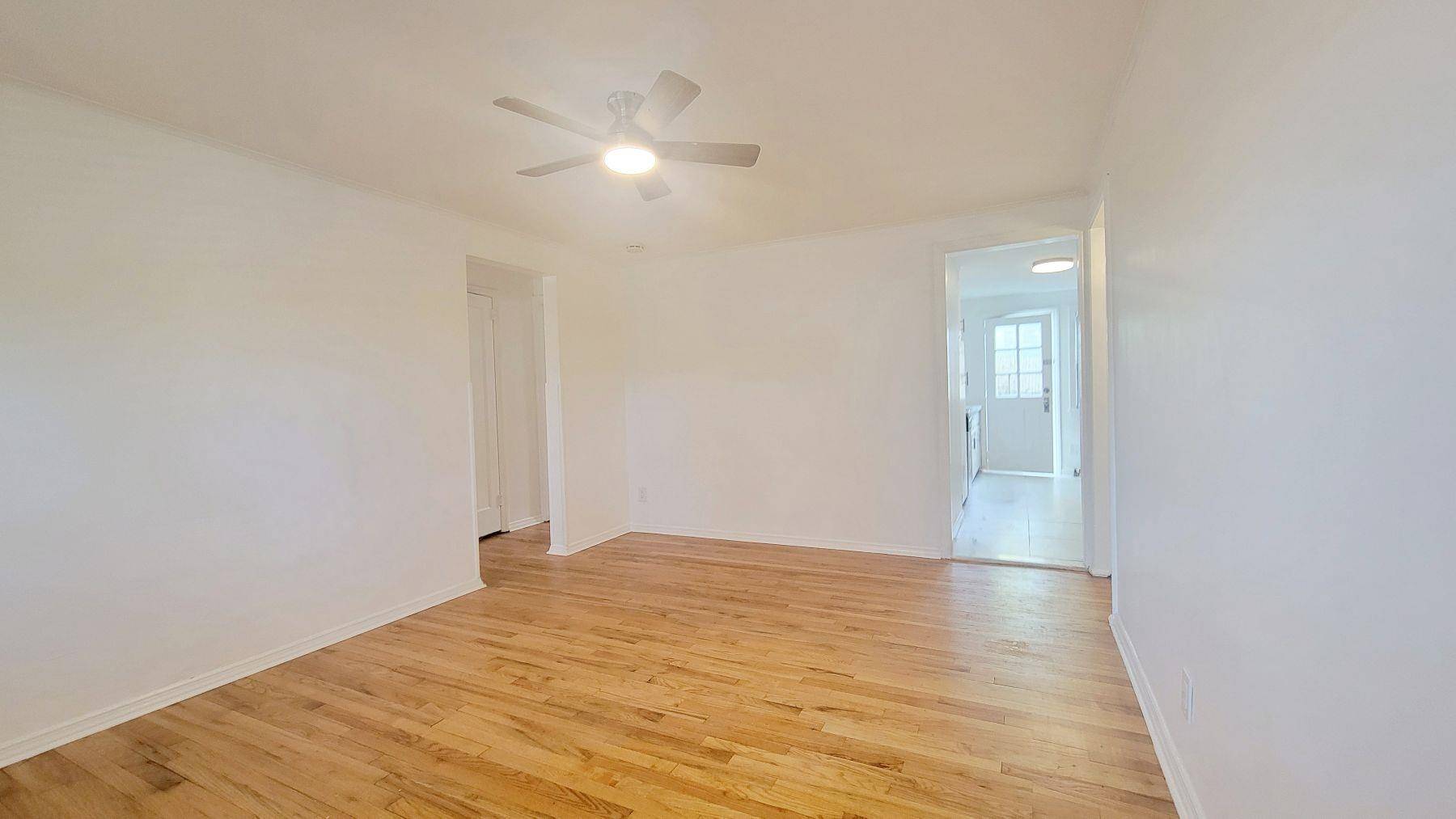 Teaneck, NJ 07666,592 BEVERLY RD  #1st floor