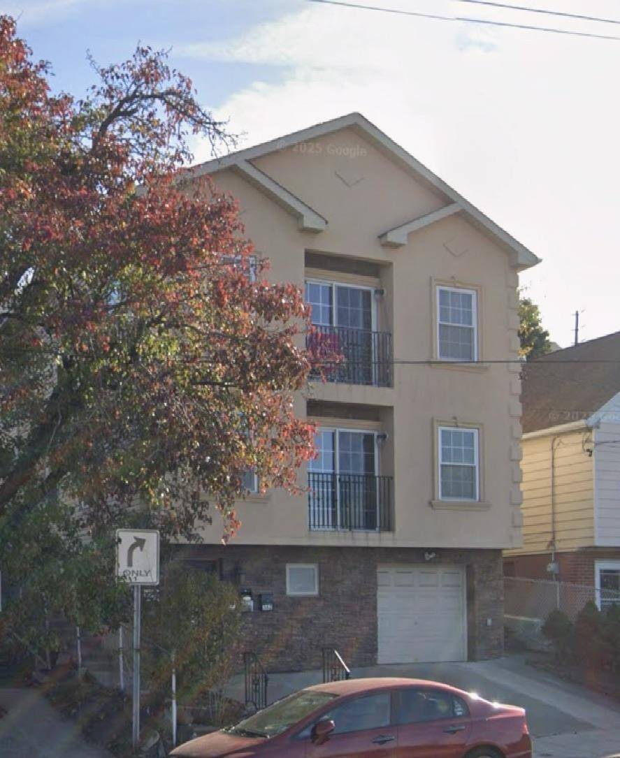 Jc Heights, NJ 07307,362 TERRACE AVE  #1